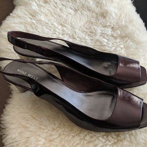 Nine West Slingback, maroon